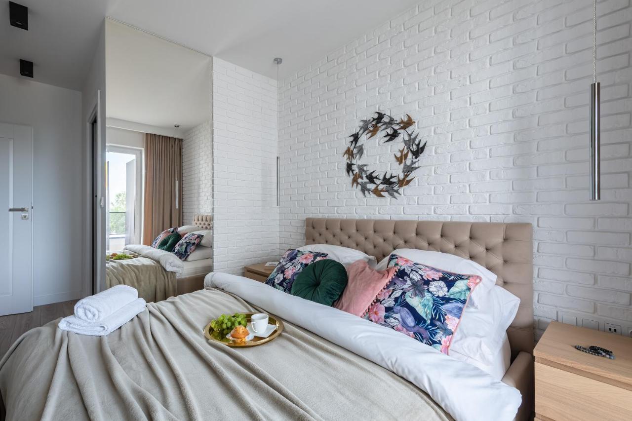One-Bedroom Apartment 7A Komputerowa Street