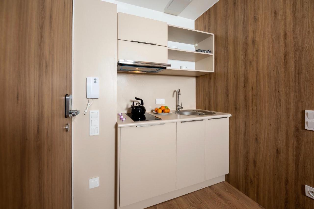 Apartment (3 Adults)