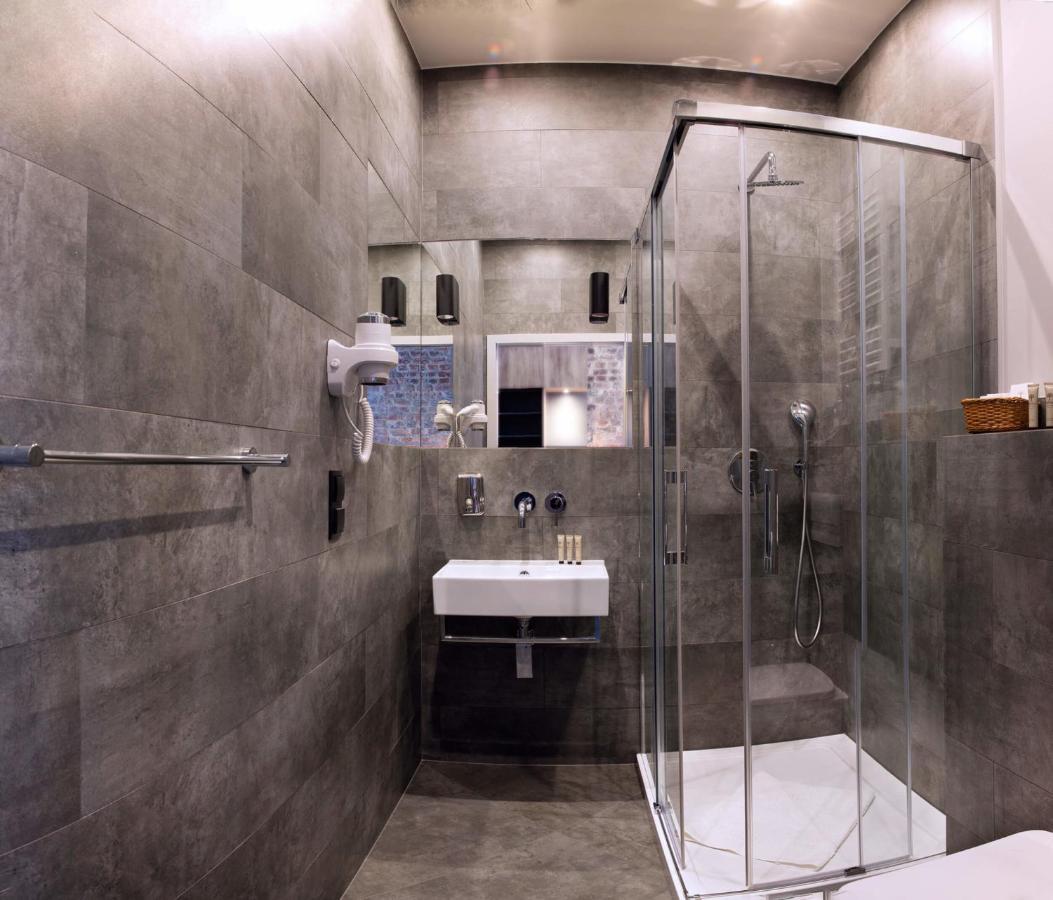 Large Twin Room