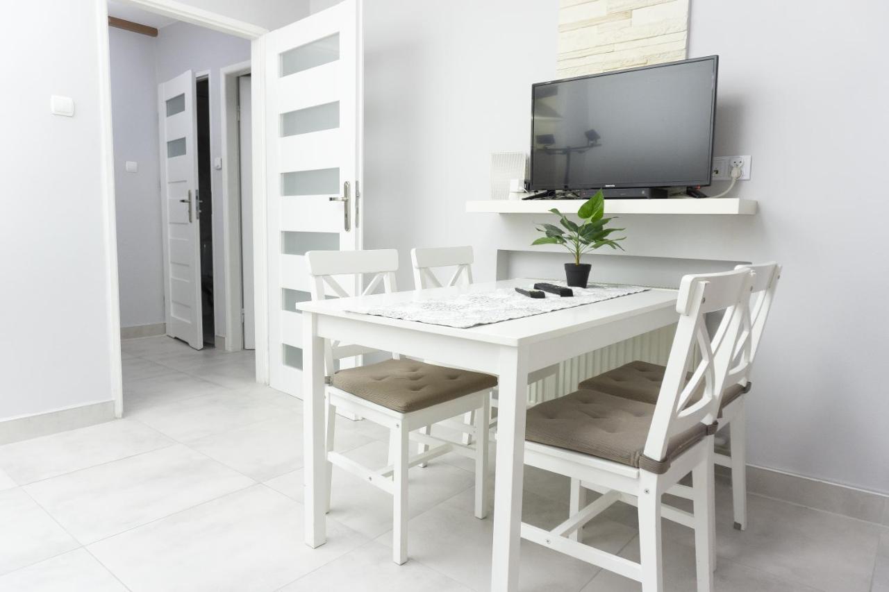 One-Bedroom Apartment Balcony Moniuszki 10