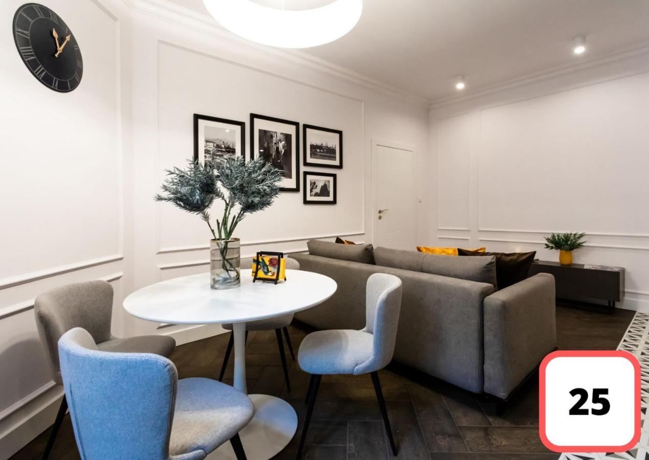 Superior Apartment 25