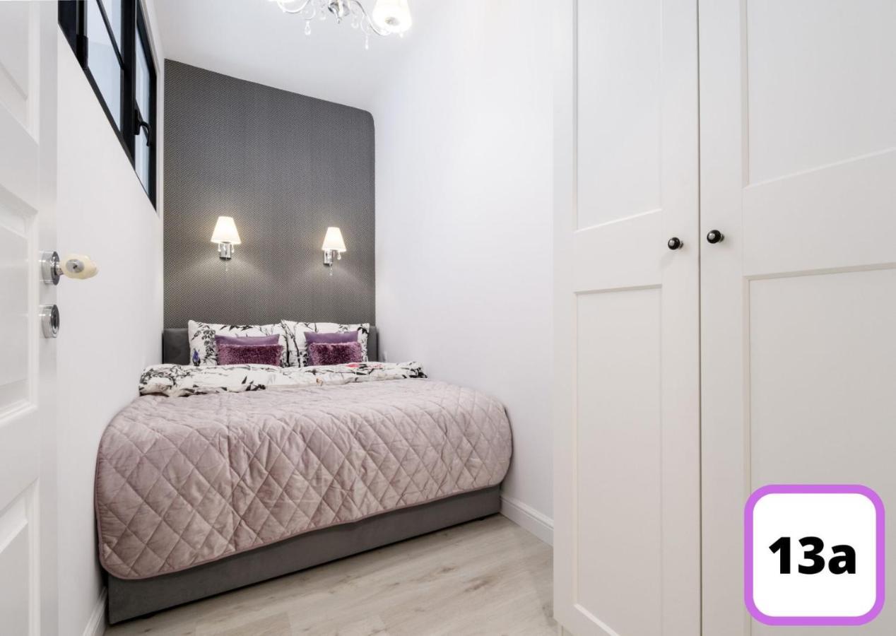 Deluxe Apartment 13A