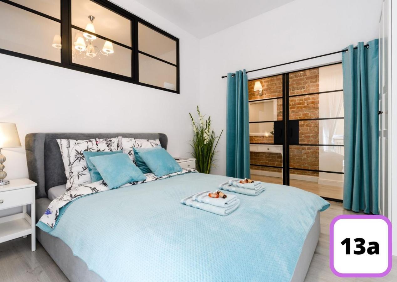 Deluxe Apartment 13A