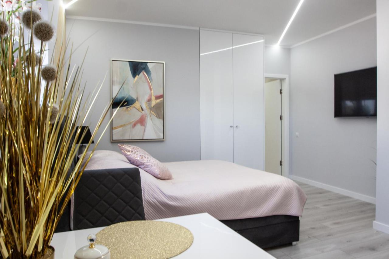 Apartment Pink