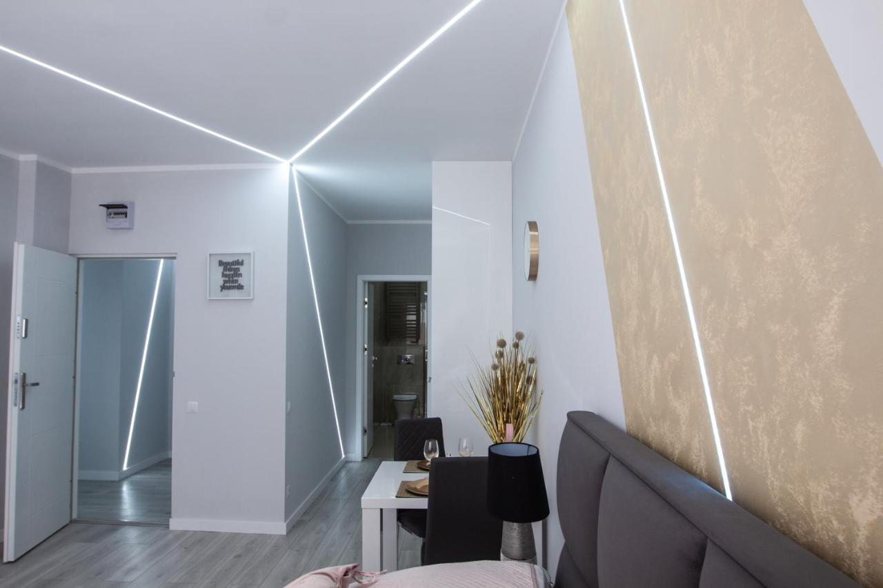 Apartment Silver