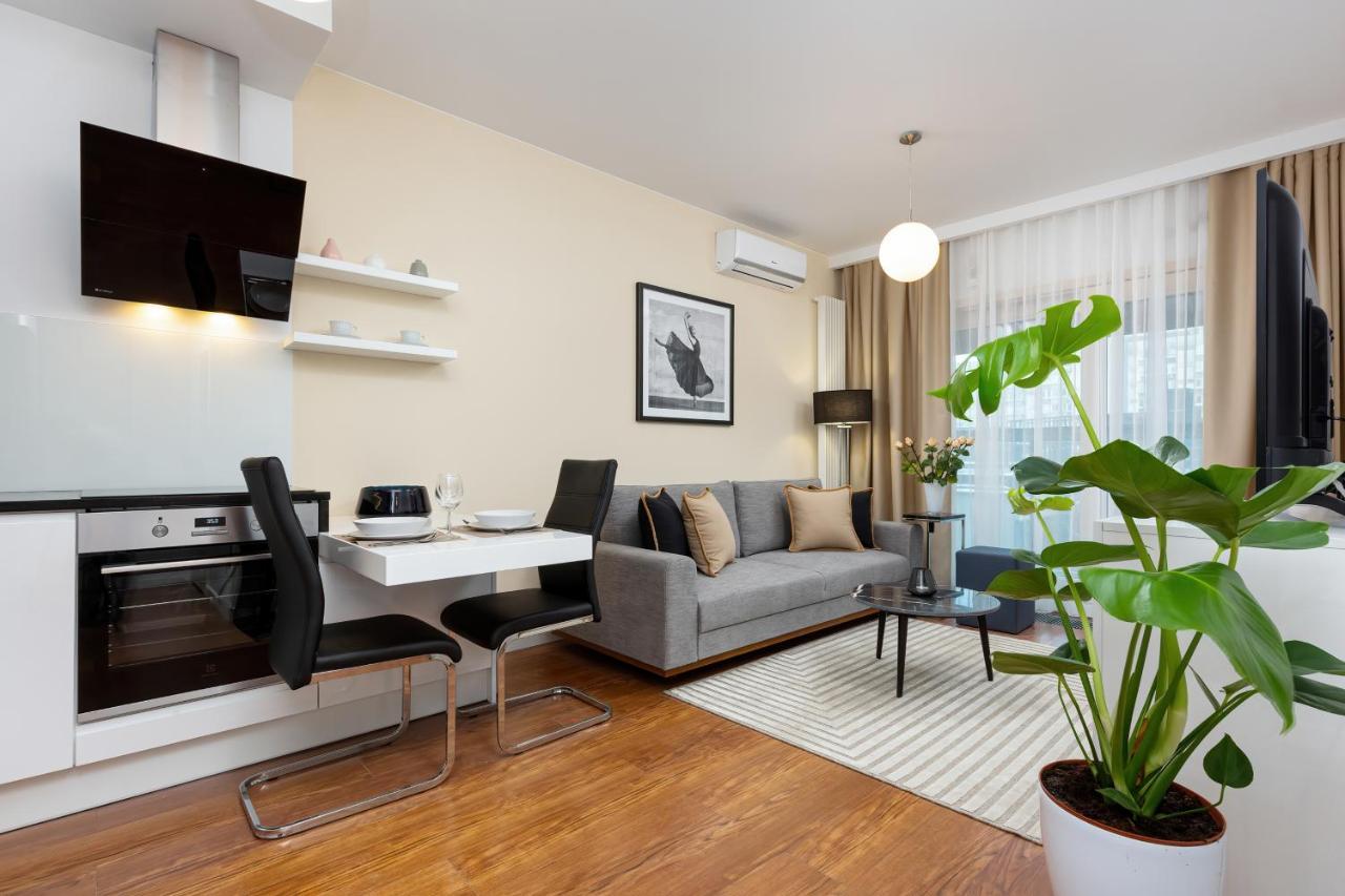Superior Apartment