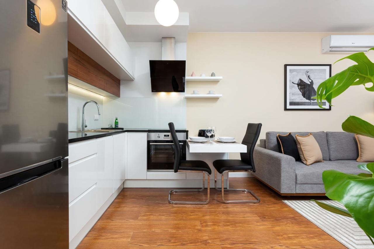 Superior Apartment