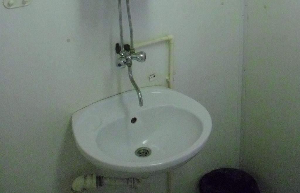 Standard Single Room,184671174:JPEG