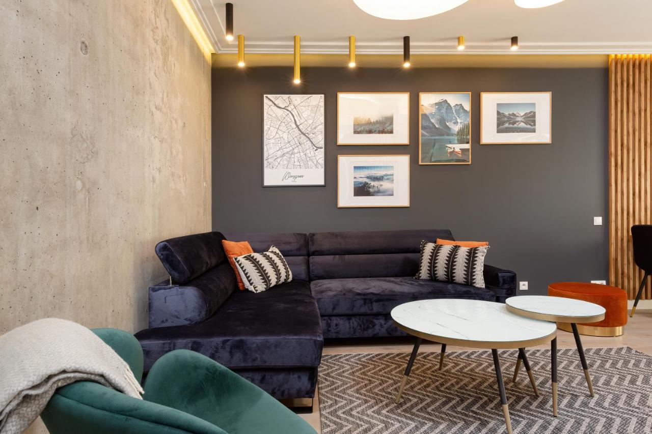 Apartment Terrace