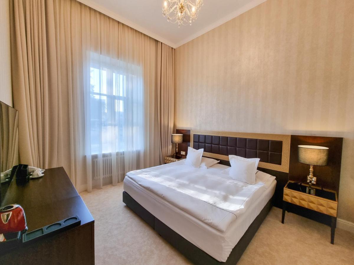 Deluxe Double Room with Bath