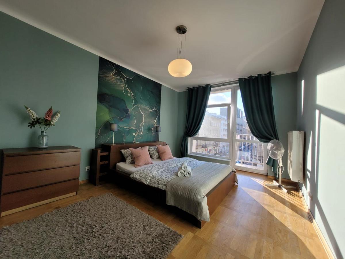 Apartment Nowogrodzka 8 Street