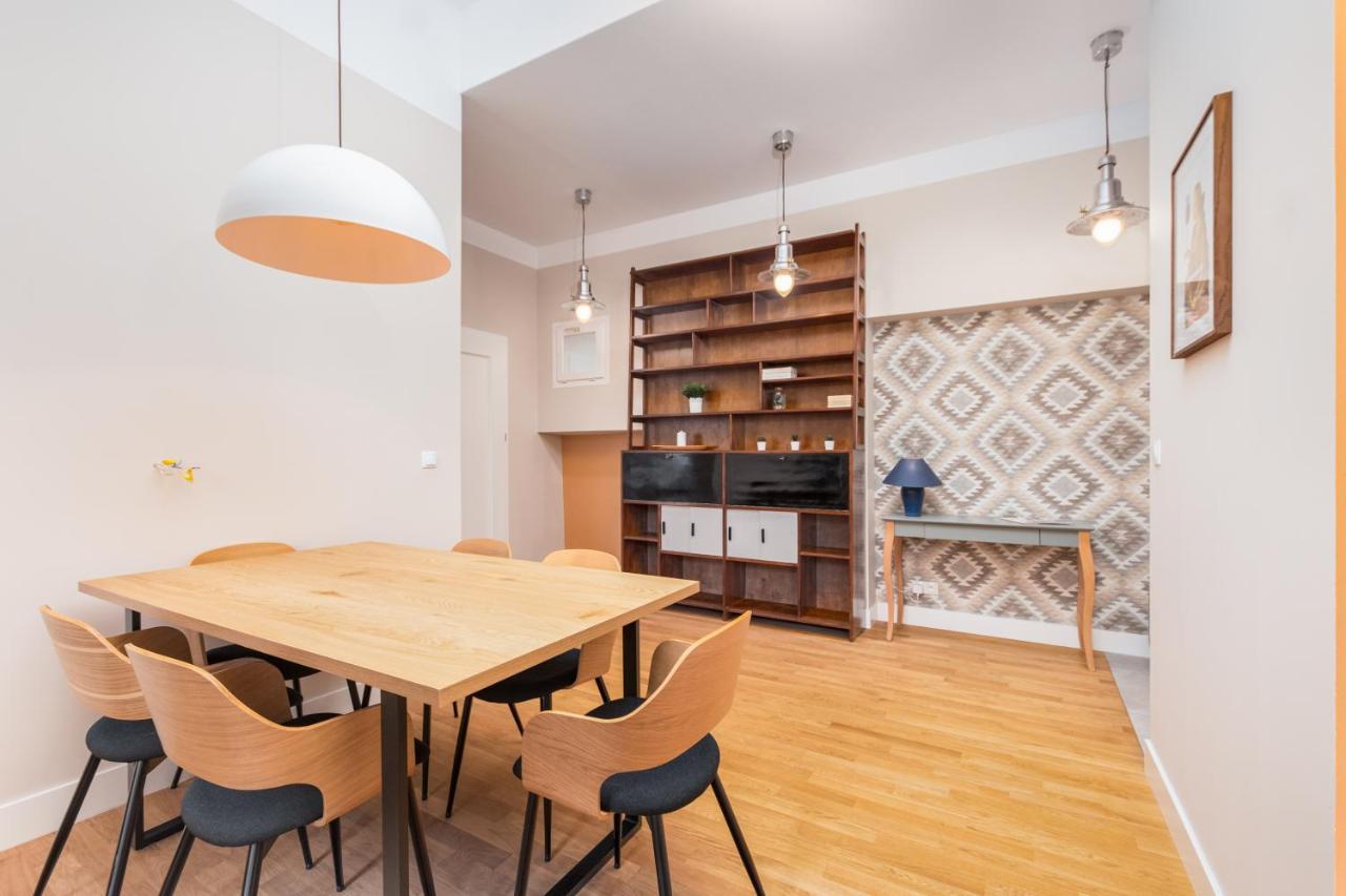 Deluxe One-Bedroom Apartment A or C