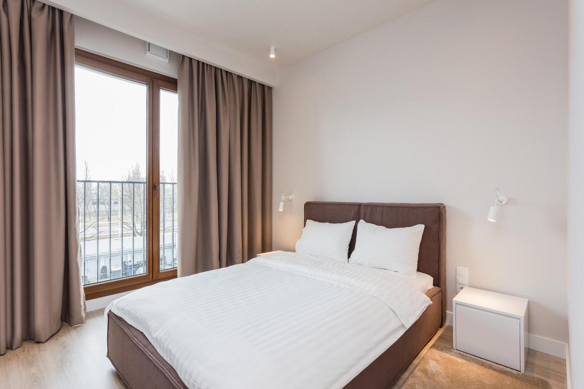Superior One-Bedroom Apartment