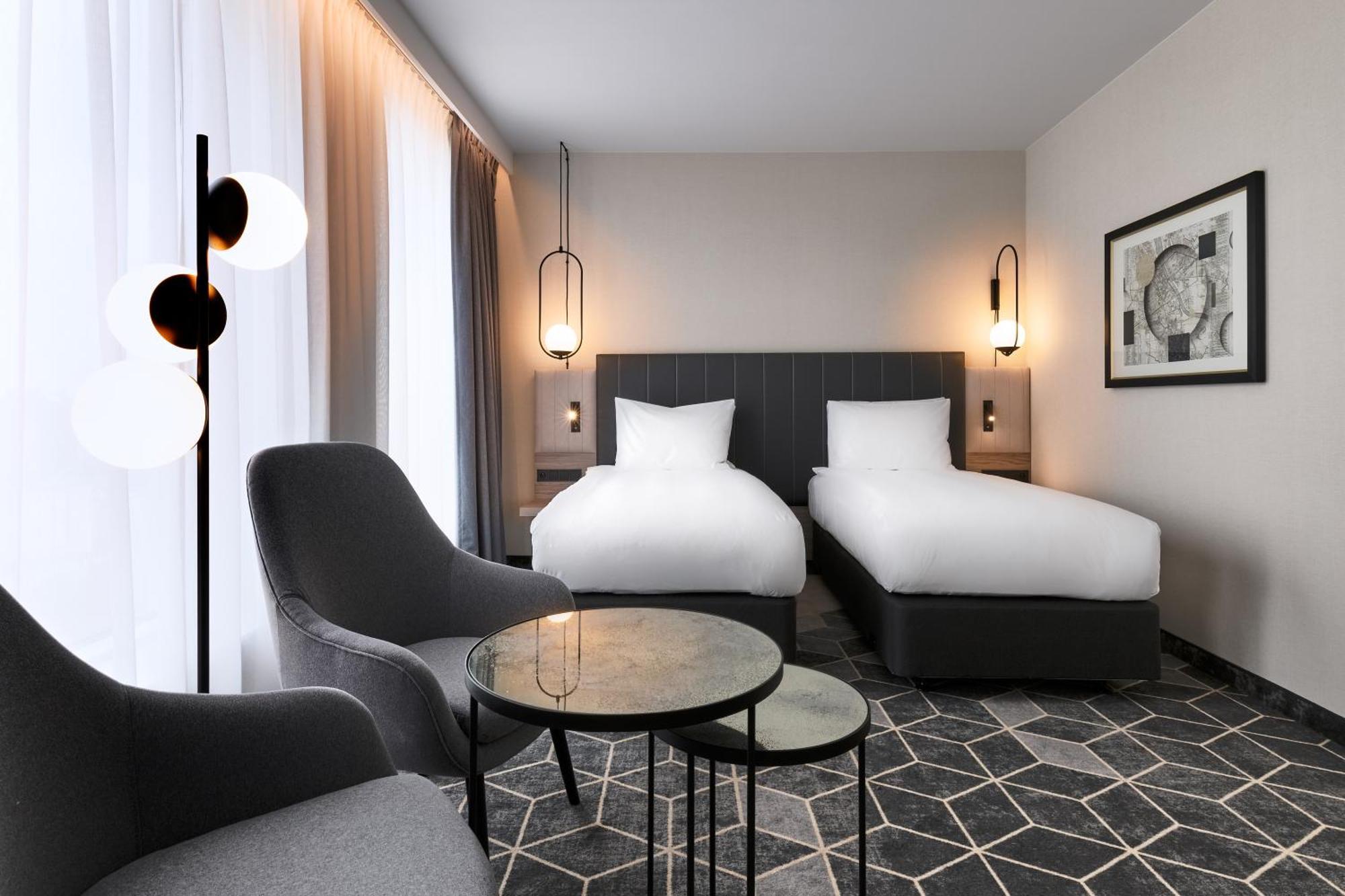 Standard Twin Room Two Twin Beds