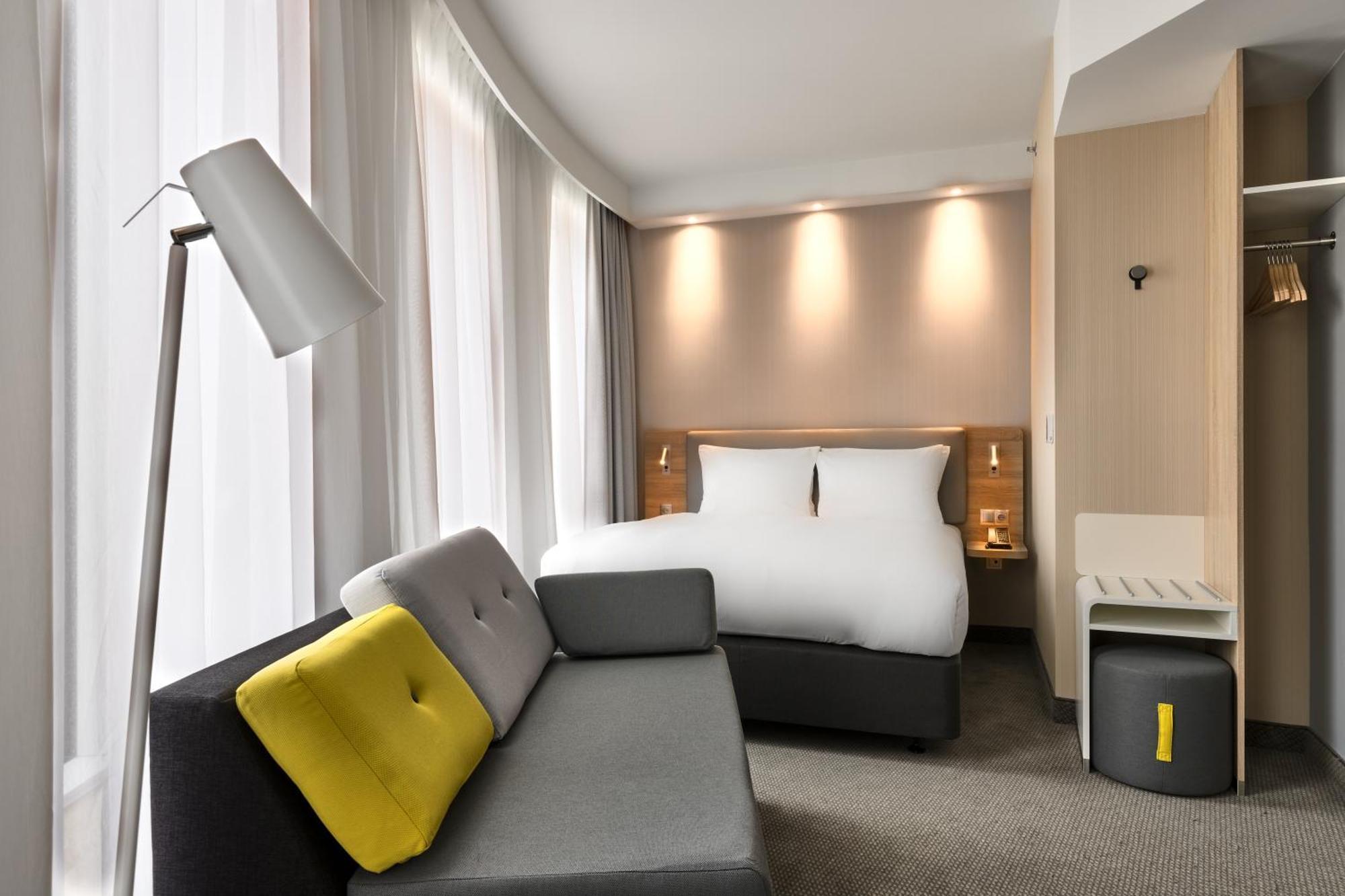Standard Double Room Sofa Bed City View