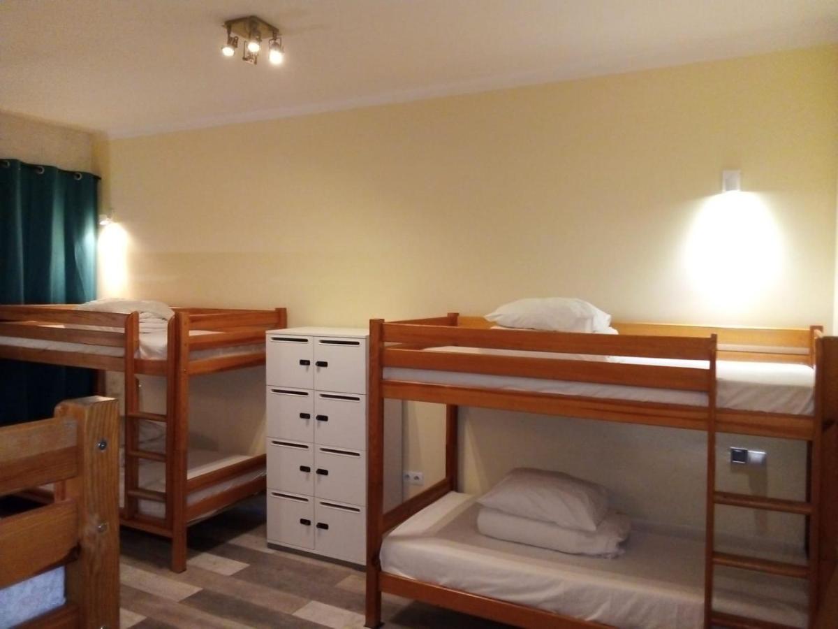 Bed 8-Bed Mixed Dormitory Room