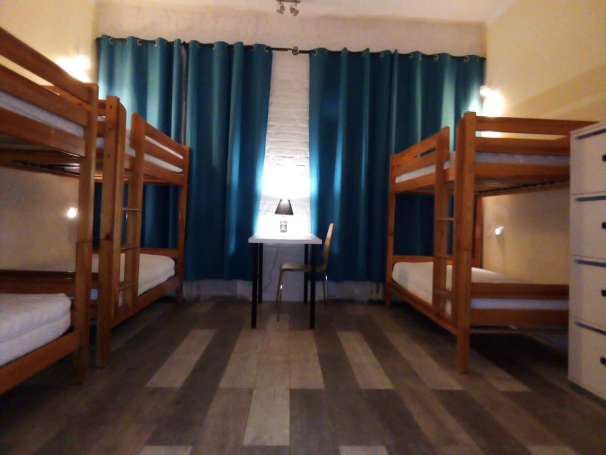 Bed 8-Bed Mixed Dormitory Room