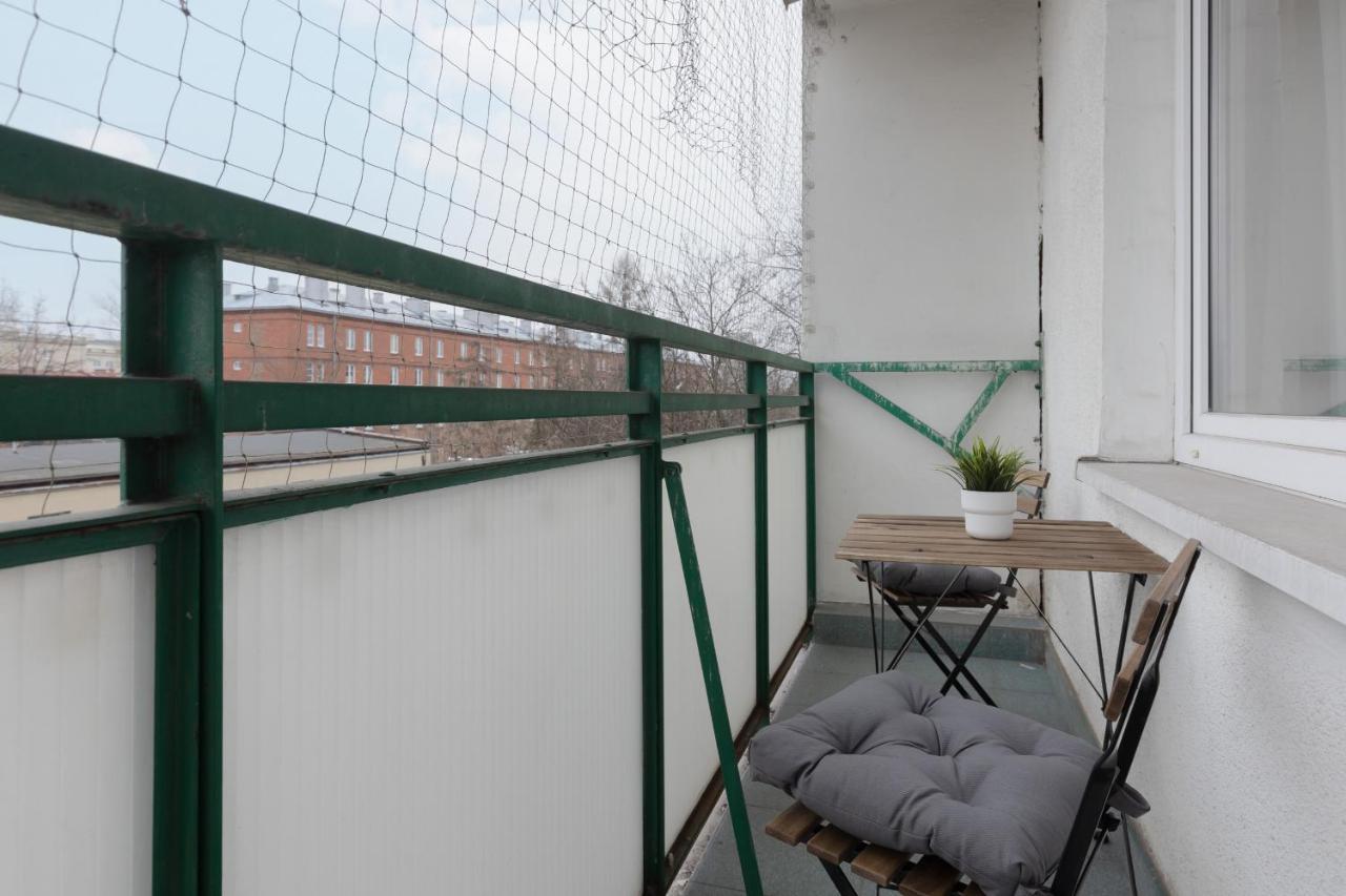 Studio Balcony