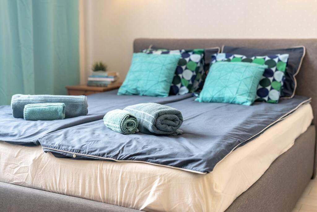 Studio Apartment One Double Bed