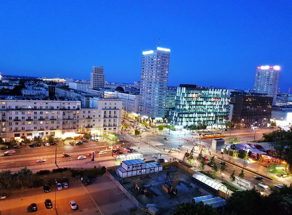 Studio Apartment 220 Panorama city view 14th floor 3 Bagno Street