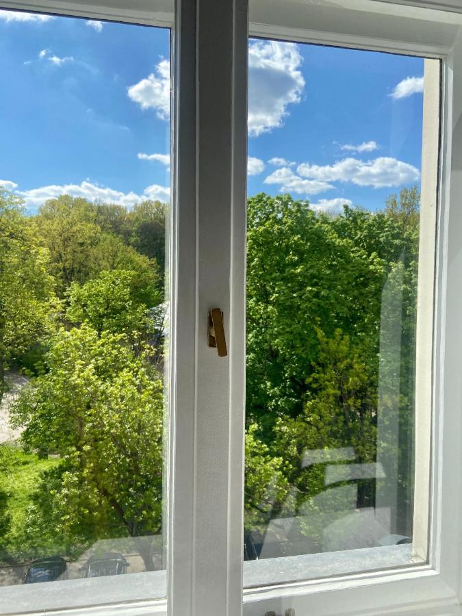 Apartment Garden View