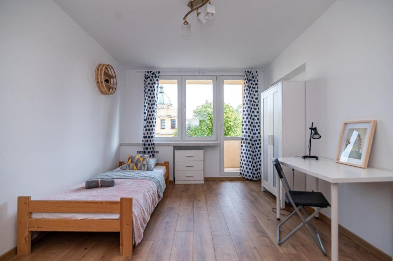 Large Single Room