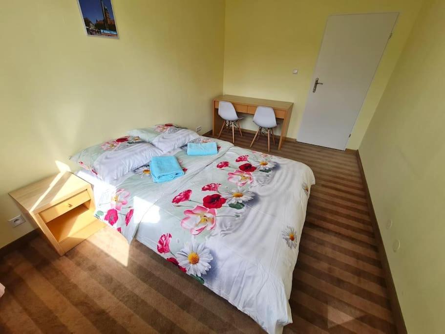 Large Double Room