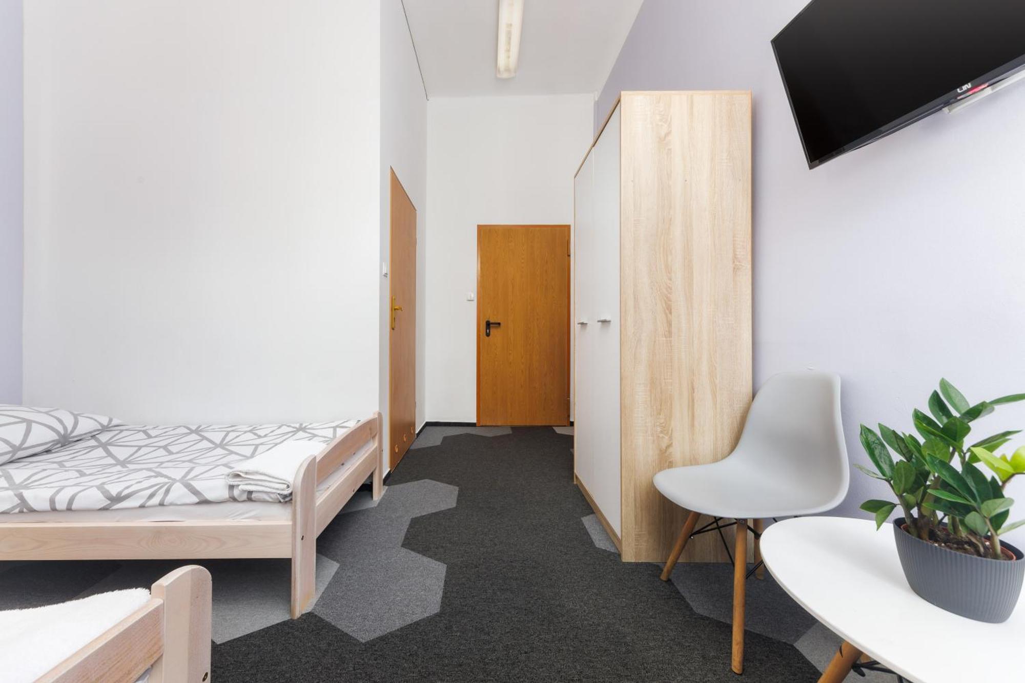 Single Room Private Bathroom