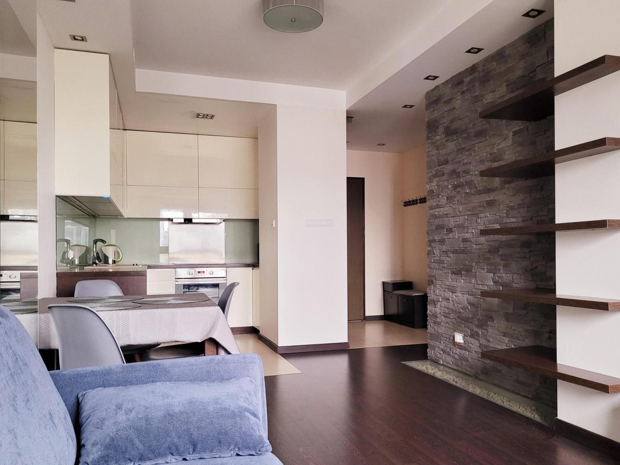 One-Bedroom Apartment