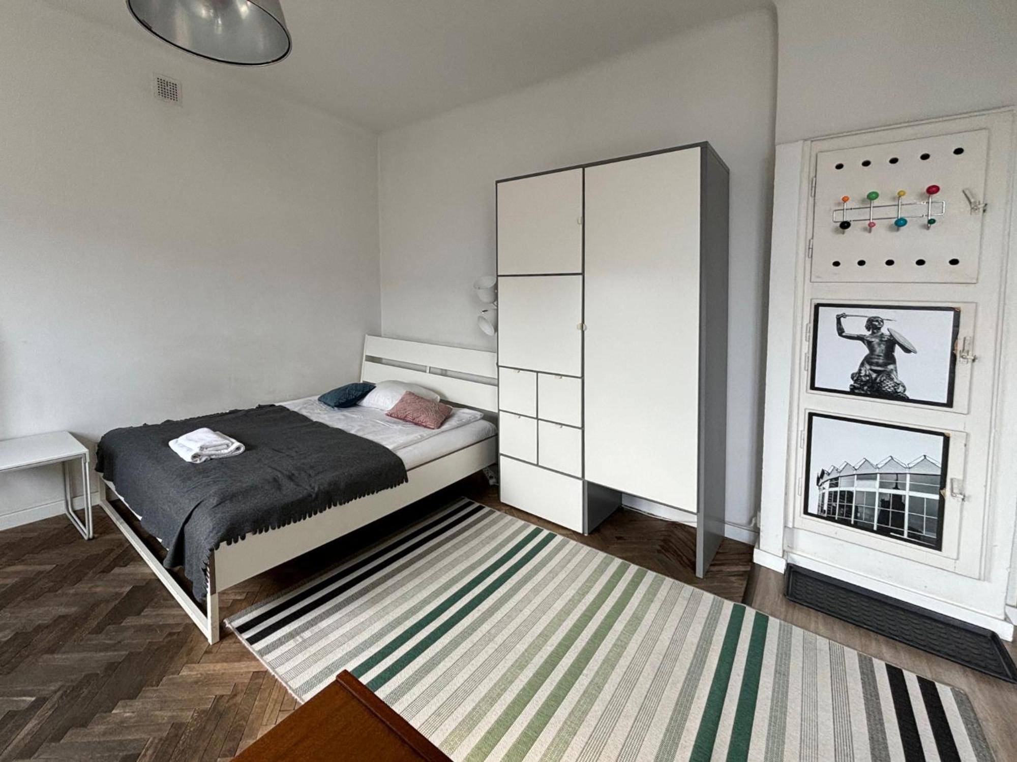 Studio Apartment