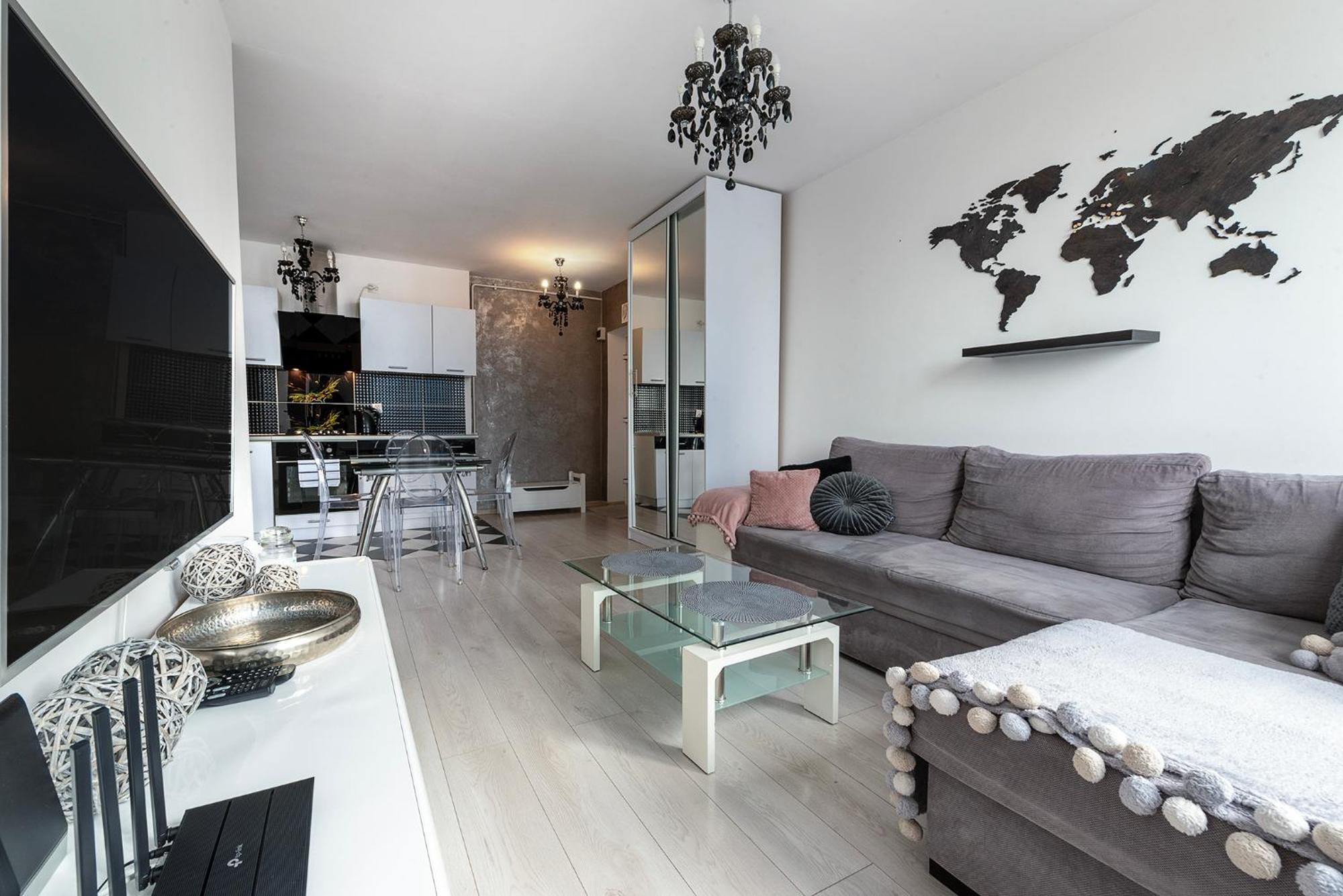 One-Bedroom Apartment