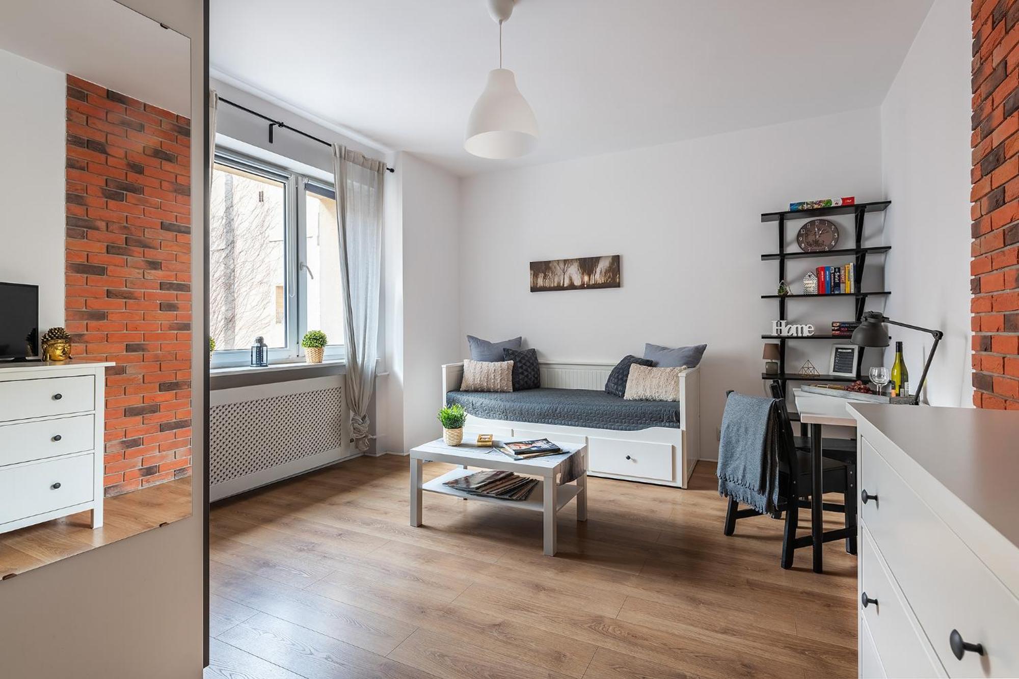 Studio Apartment