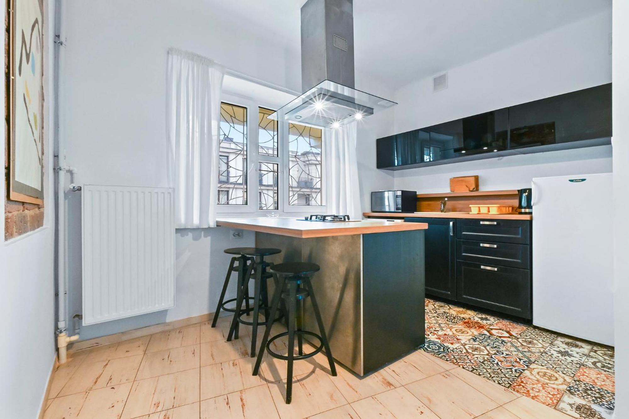 One-Bedroom Apartment