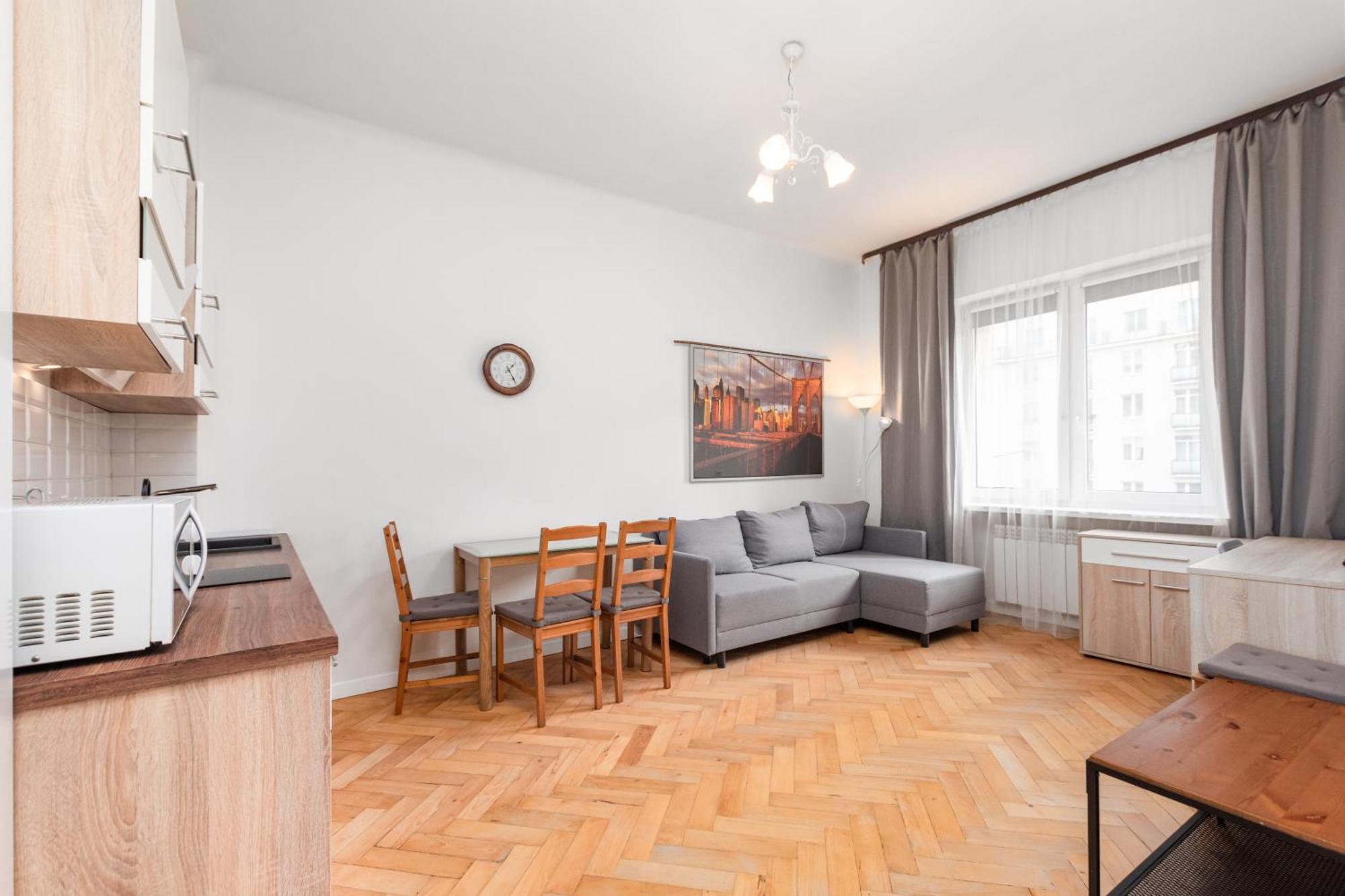 One-Bedroom Apartment