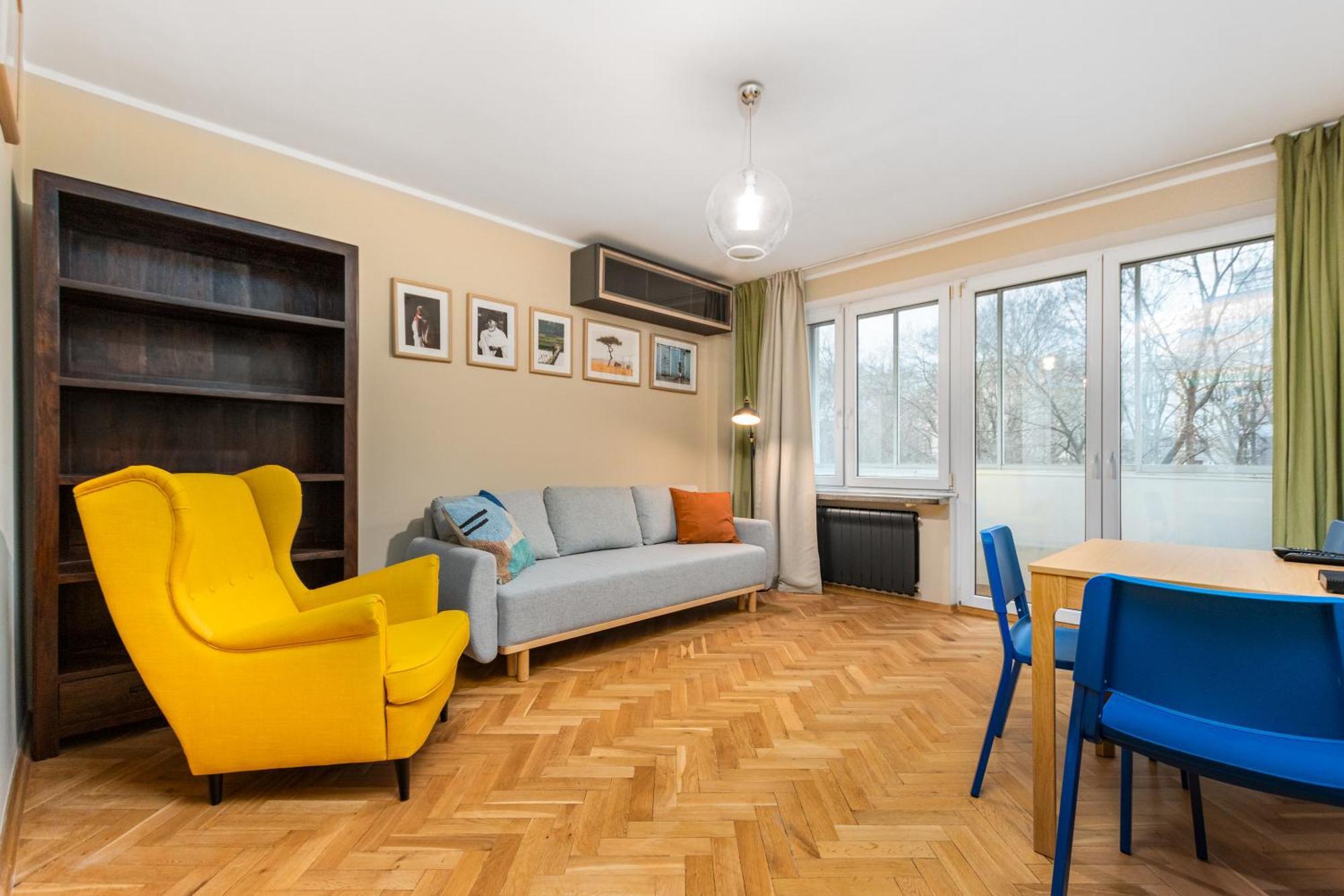 One-Bedroom Apartment