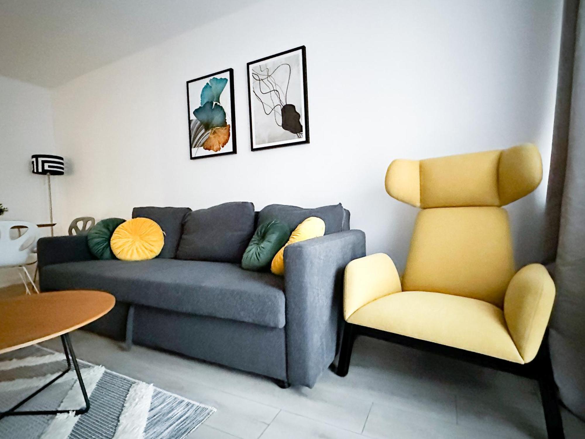 One-Bedroom Apartment