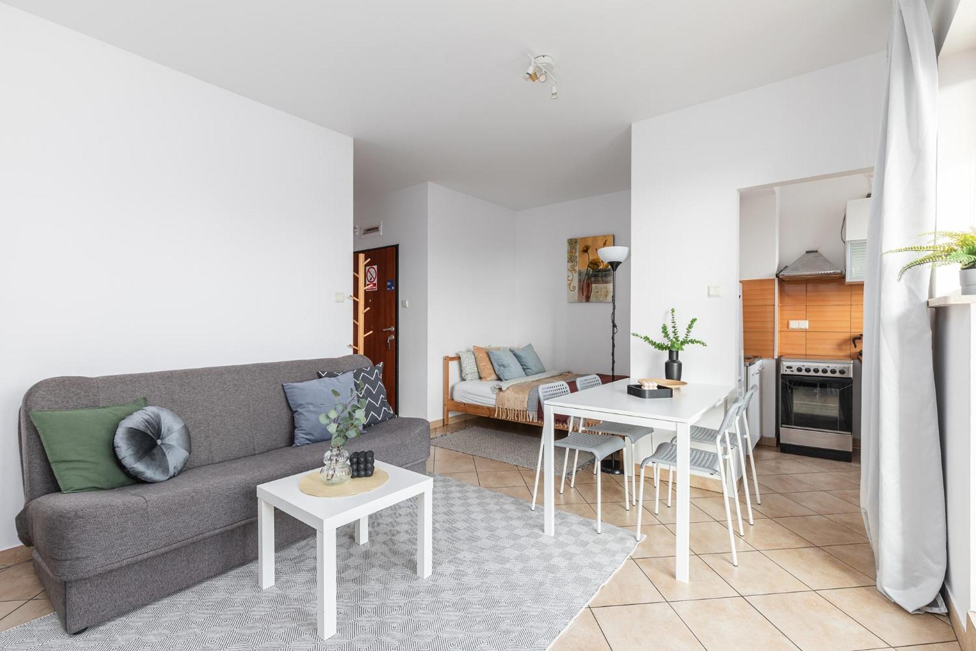 Studio Apartment