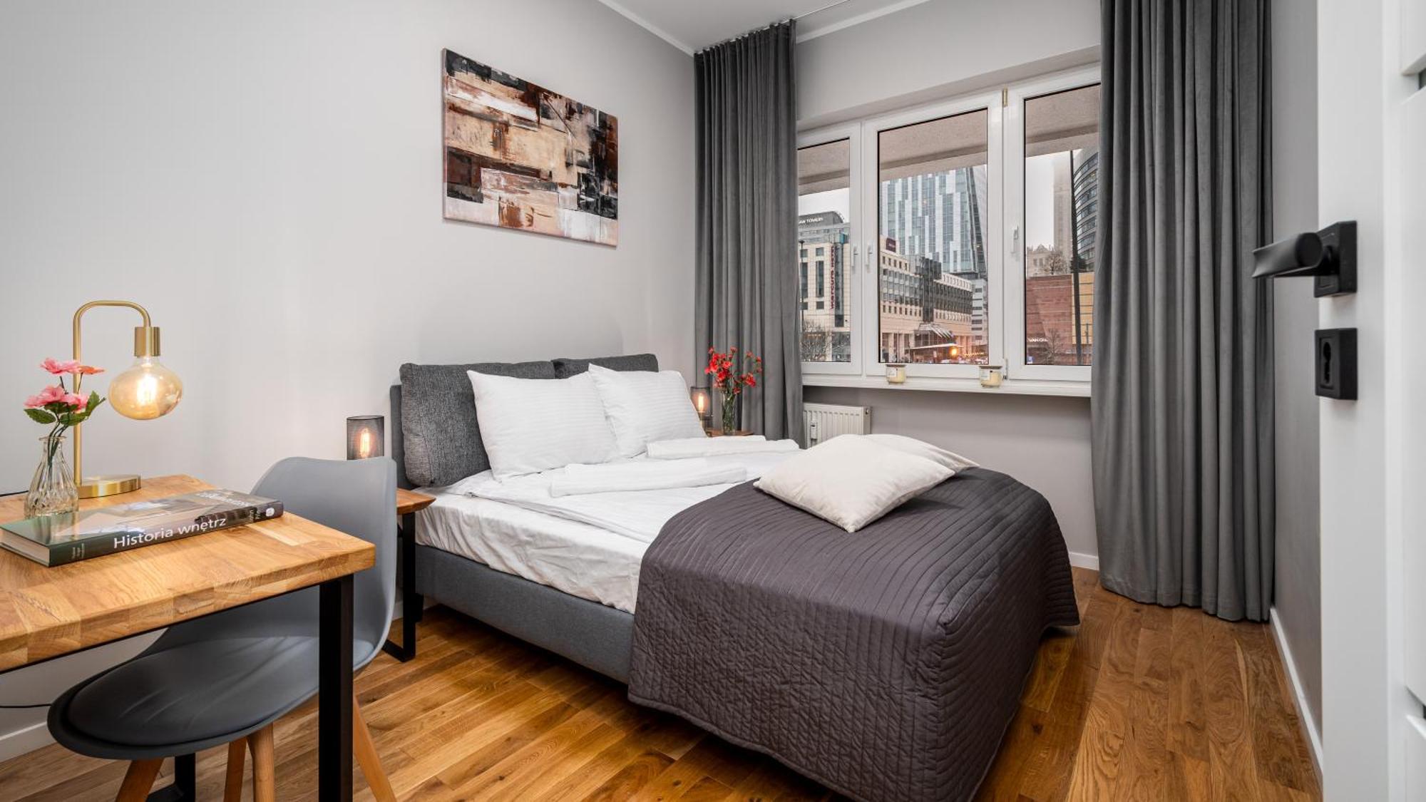 One-Bedroom Apartment City View