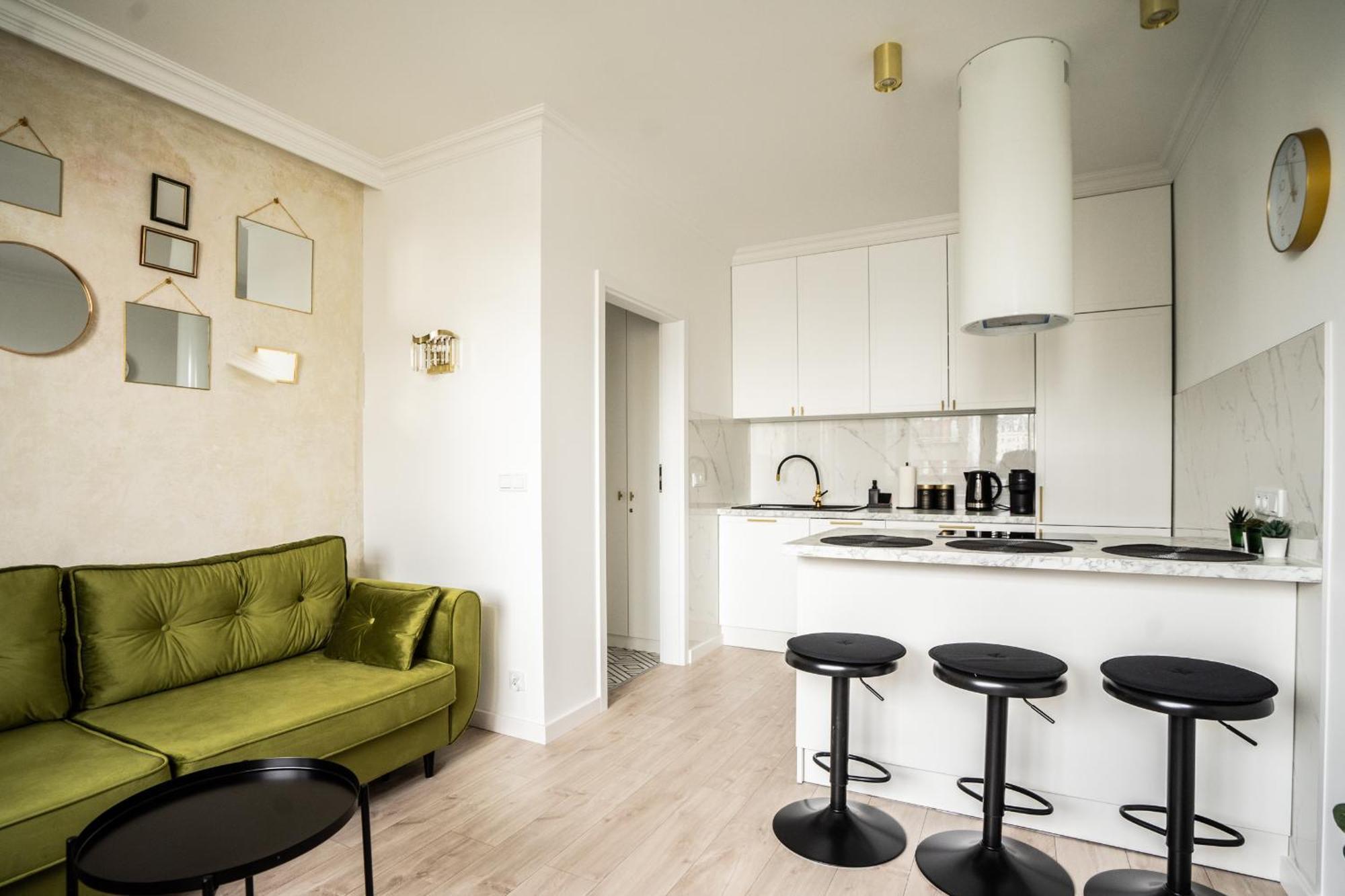One-Bedroom Apartment