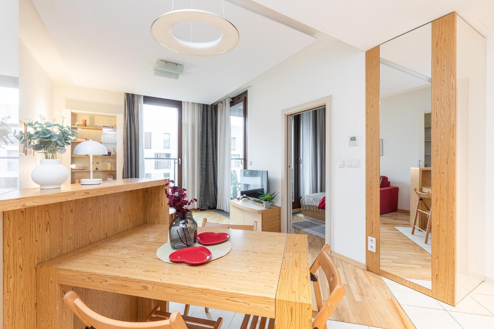 One-Bedroom Apartment