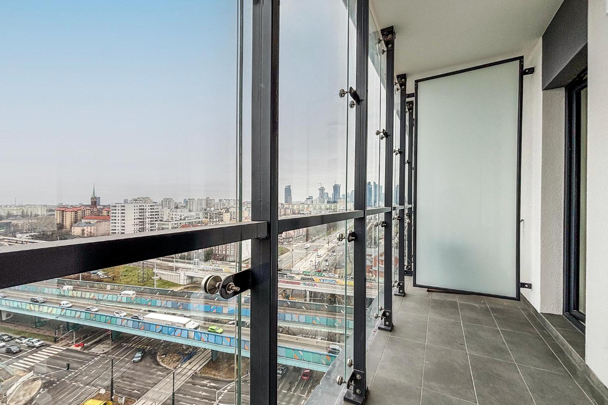 Studio Balcony