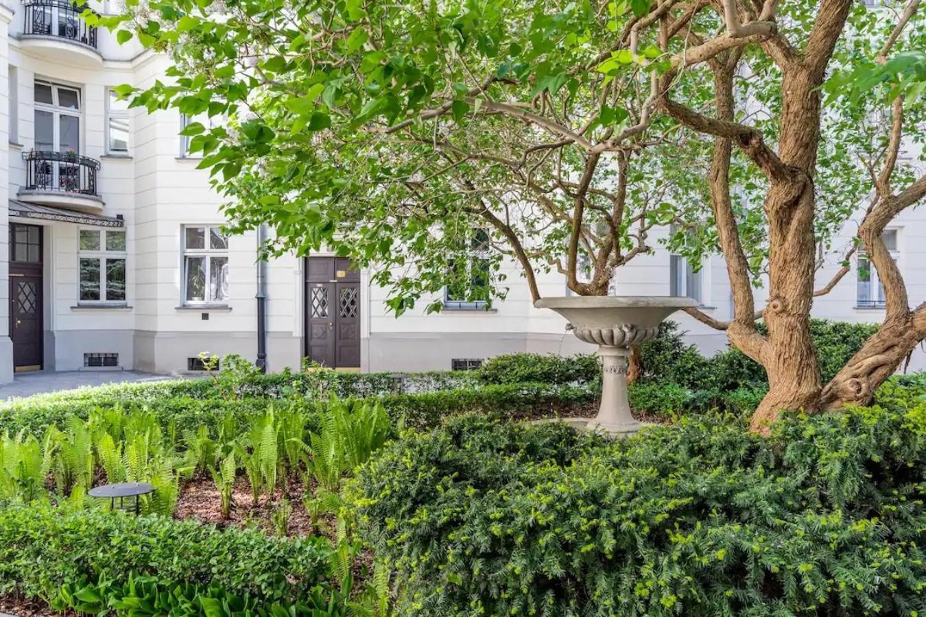 Apartment Garden View