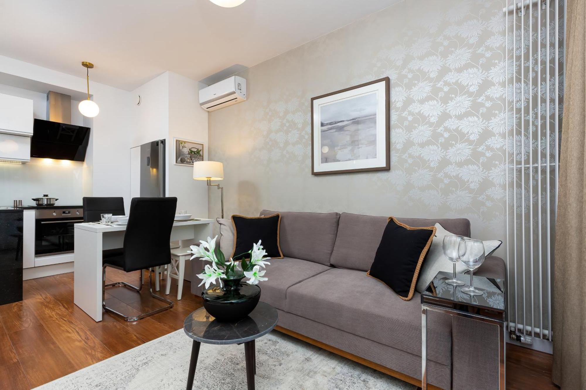Superior Apartment