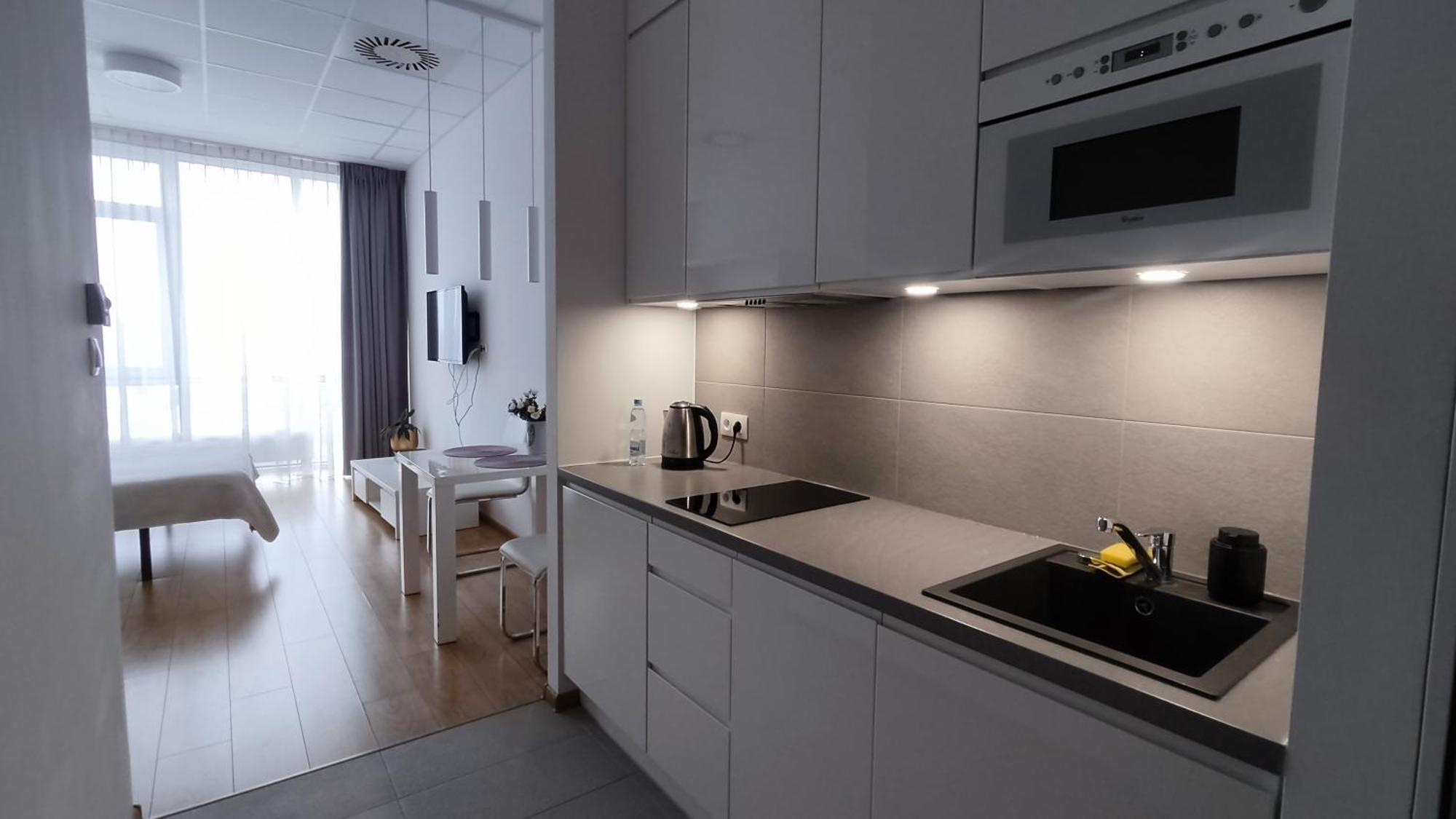 Comfort Triple Room Shower