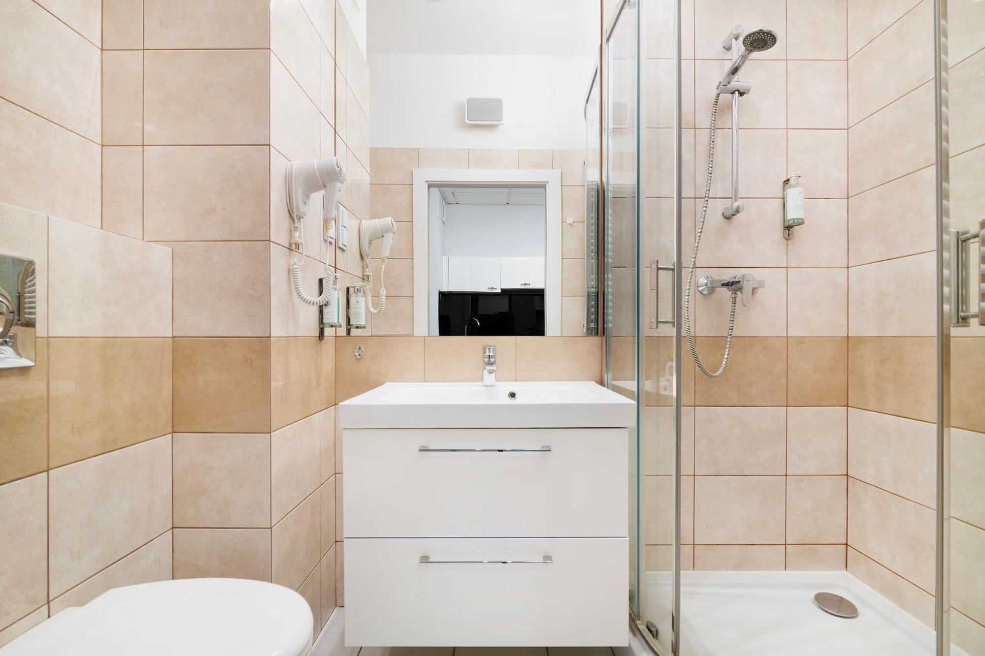Apartment Shower