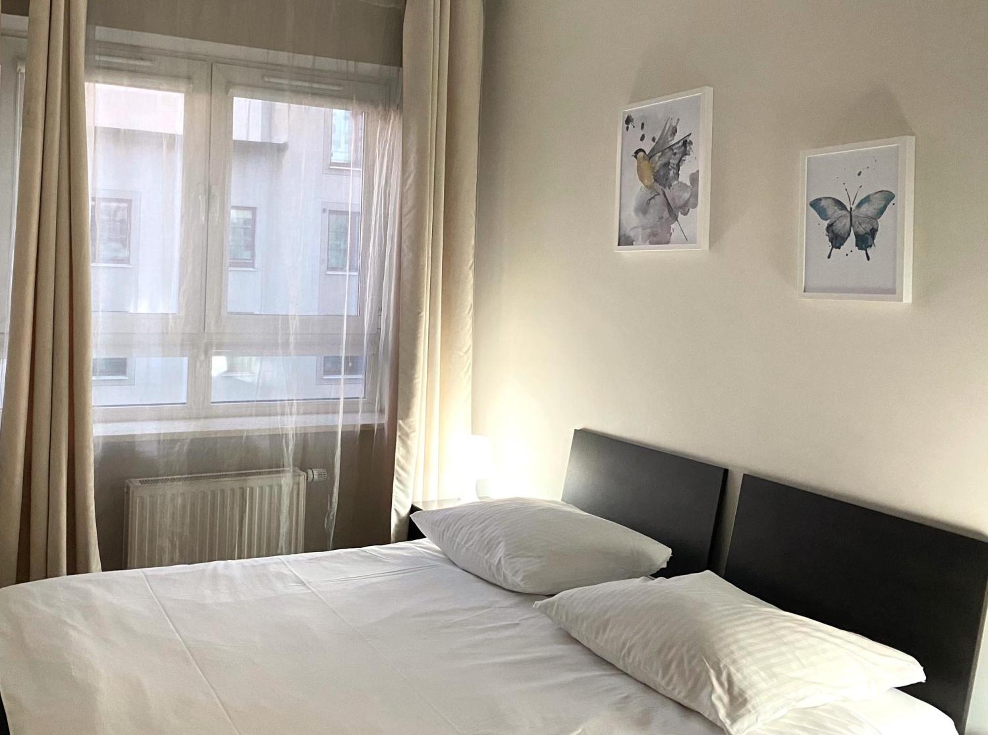 Deluxe Two-Bedroom Apartment