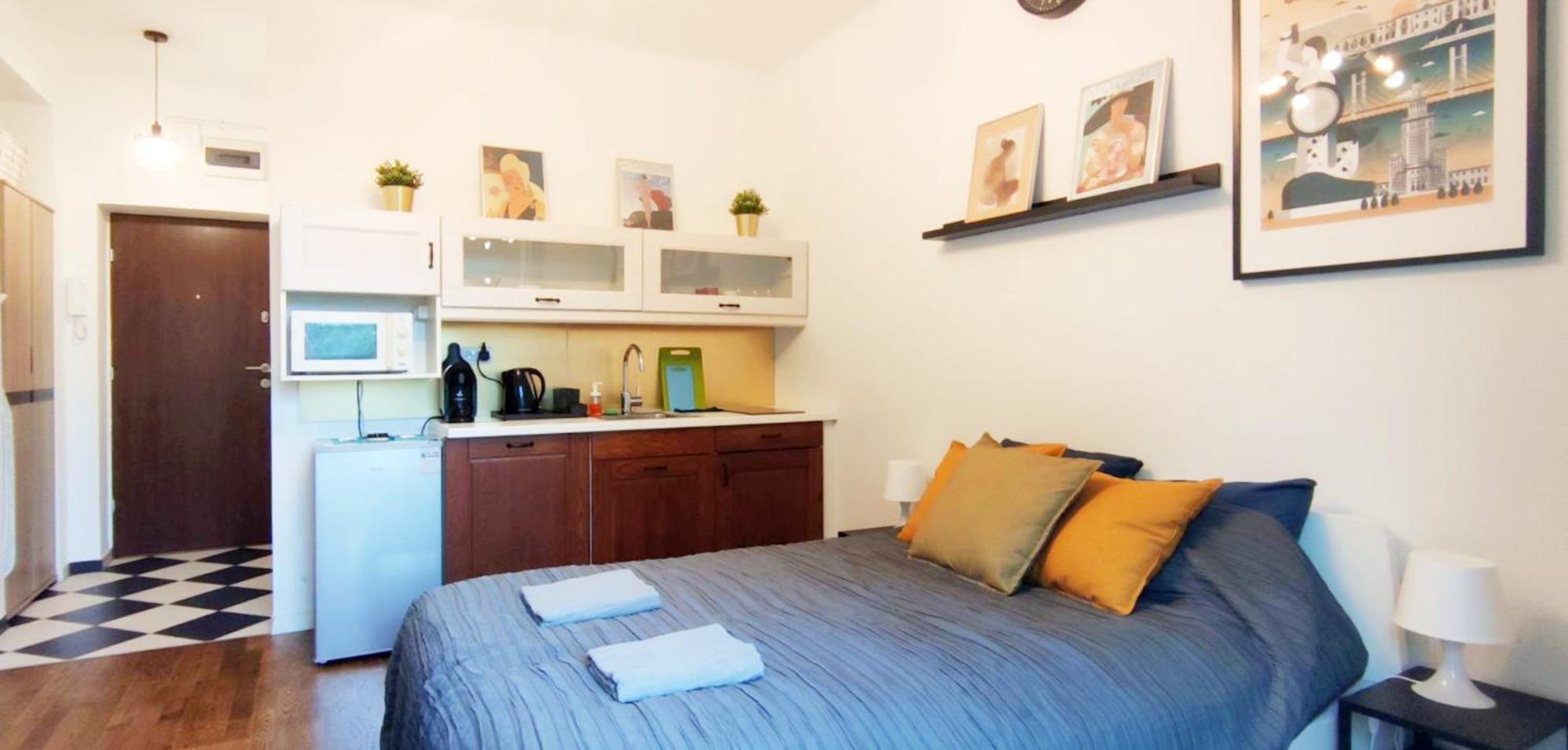 One-Bedroom Apartment
