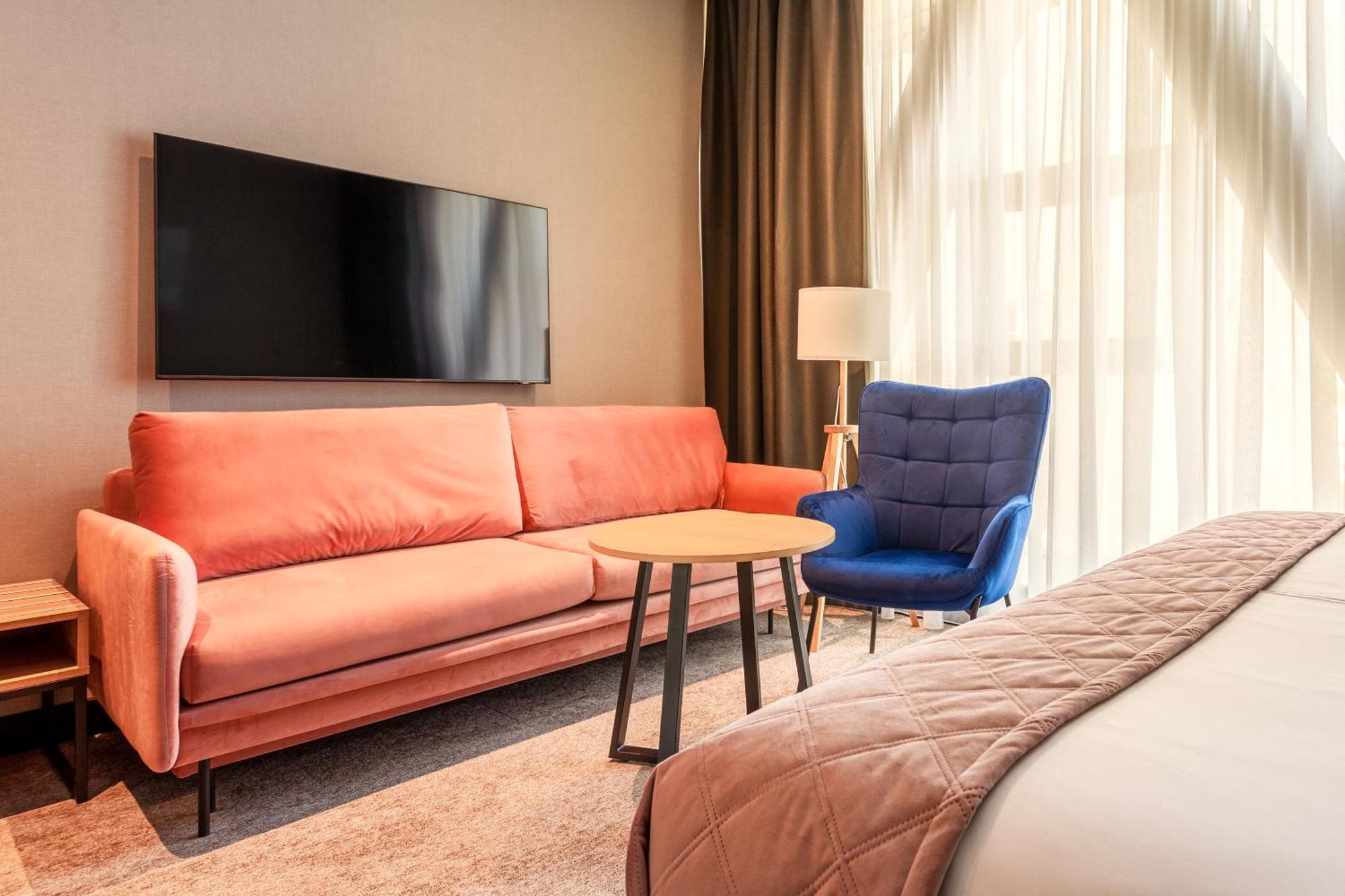 Superior King Room