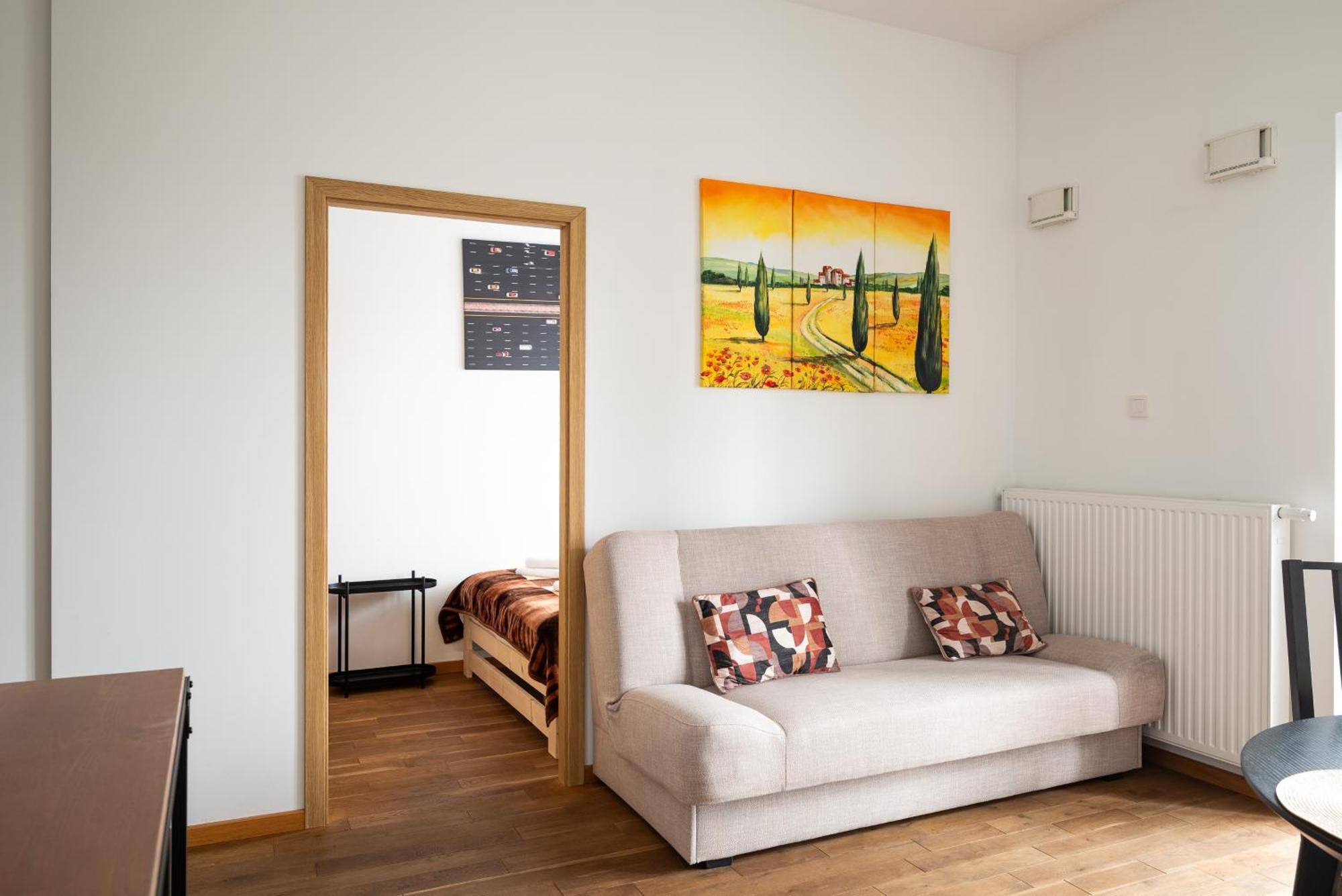 One-Bedroom Apartment