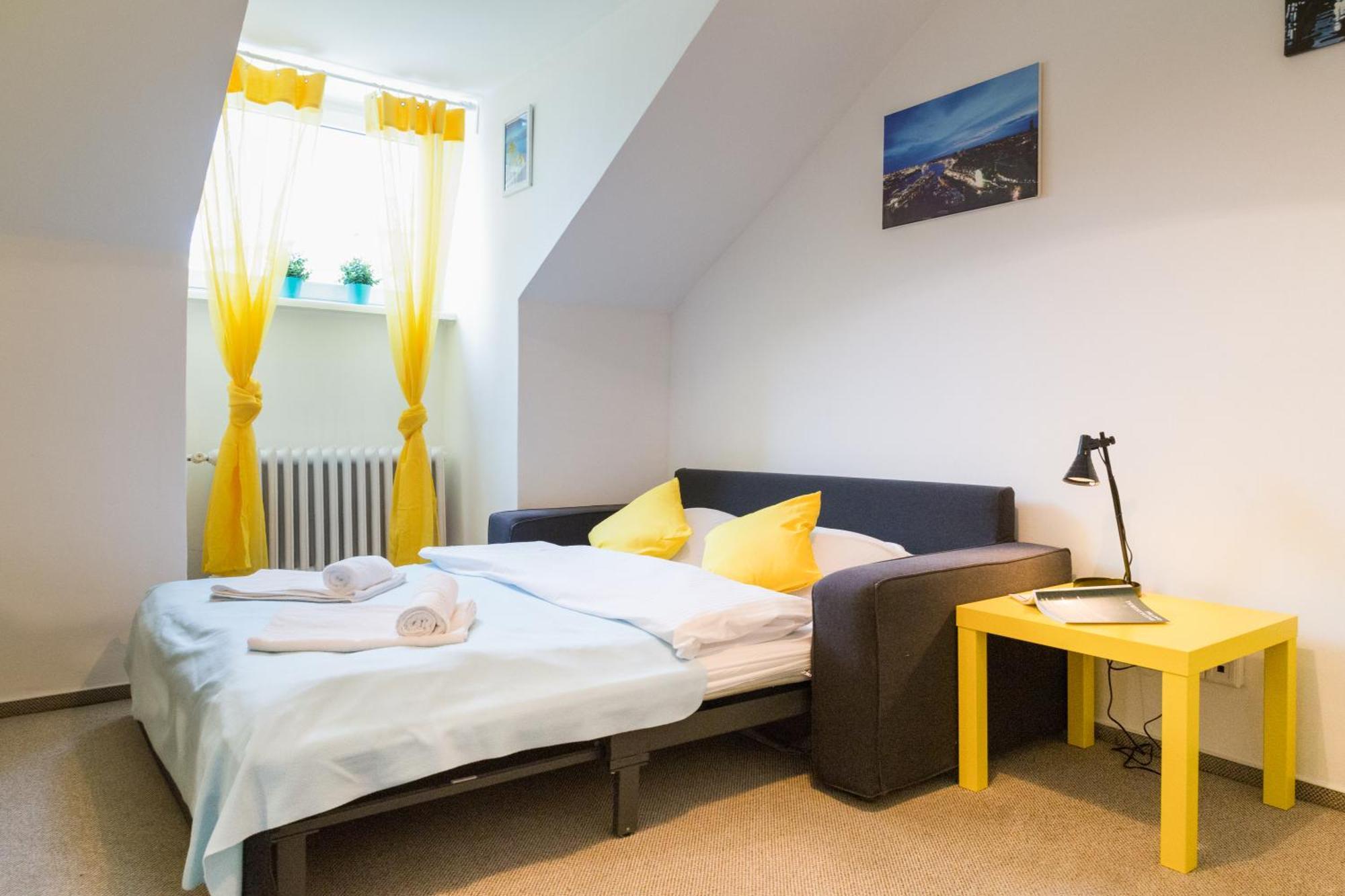 One-Bedroom Apartment